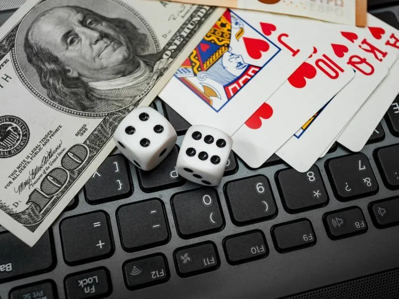 Tìm hiểu luật chơi game bài mậu binh đổi thưởng chi tiết